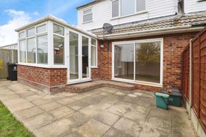 PYEFLEET CLOSE- click for photo gallery